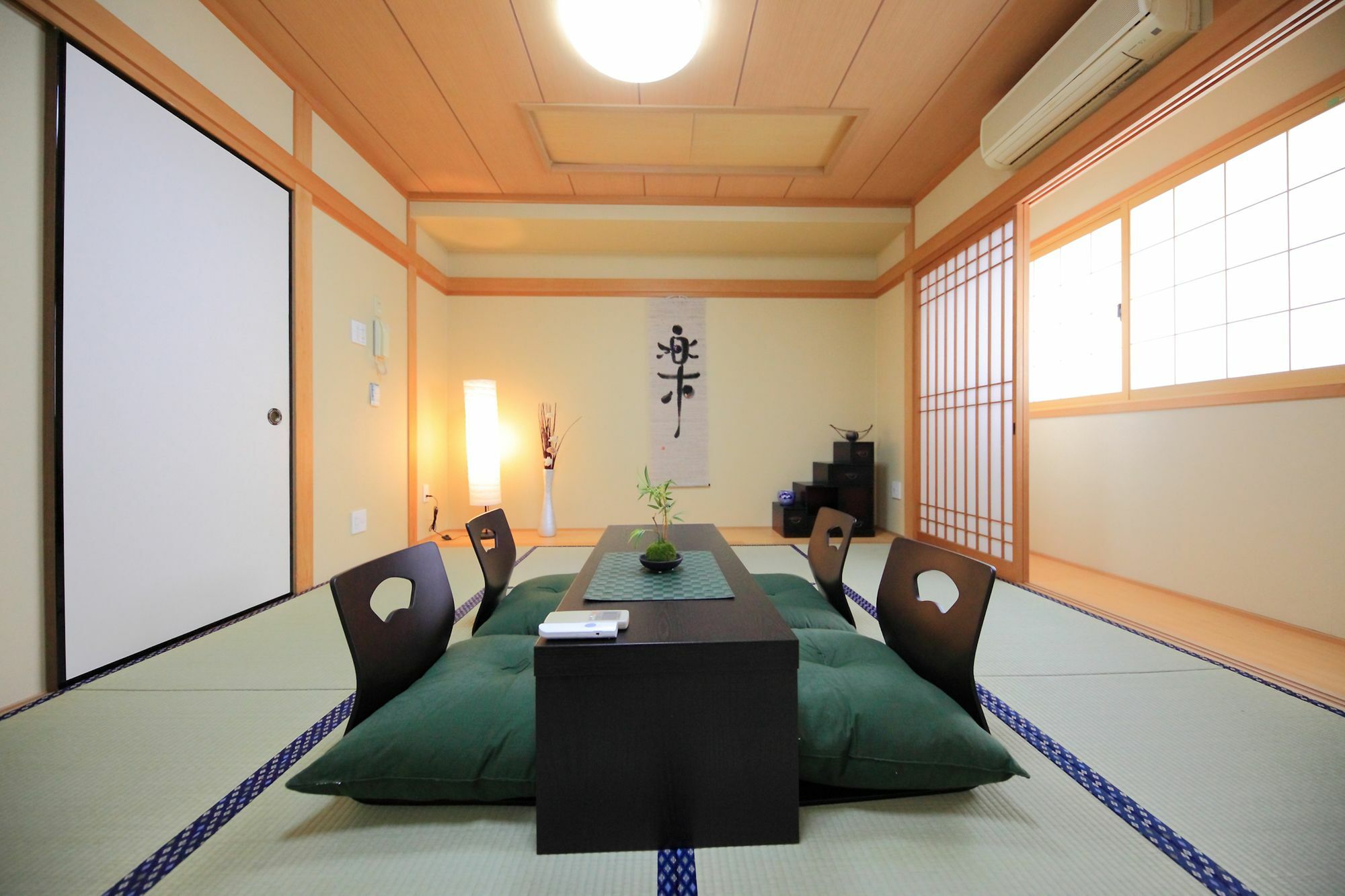 Grandouce Shinsaibashi-Higashi Appartement Osaka Buitenkant foto