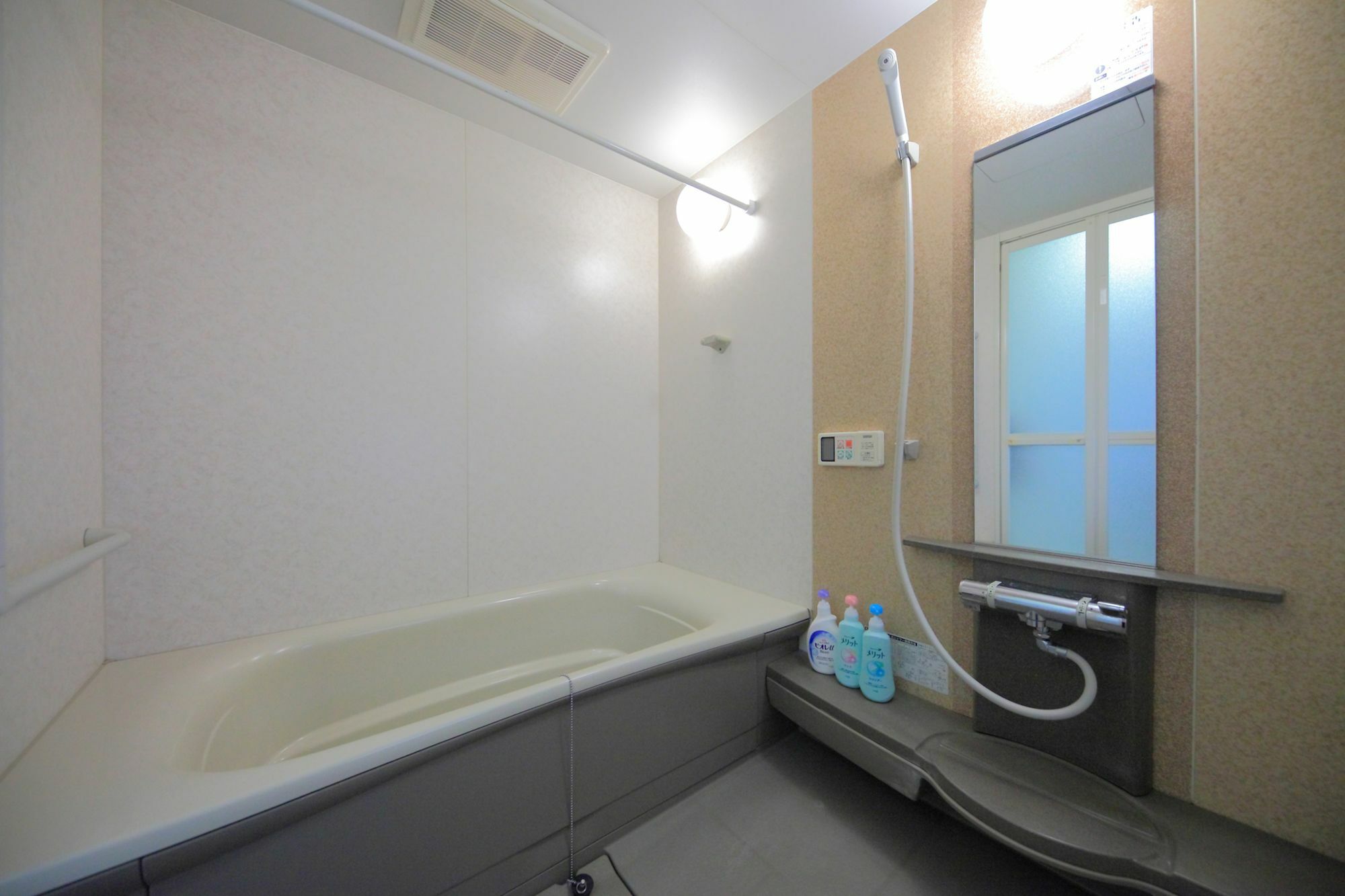 Grandouce Shinsaibashi-Higashi Appartement Osaka Buitenkant foto